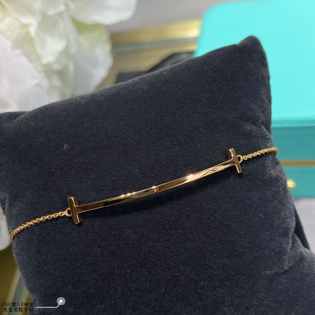 18K Tiffany Smile Bracelet