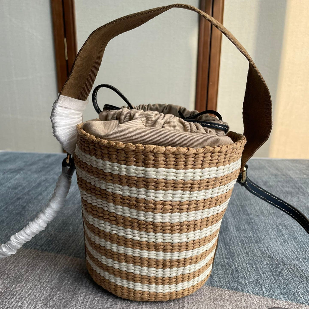 SMALL WOODY BASKET 17 IN BROWN AND WHITE FIBERS BROWN WEBBING BLACK CALFSKIN