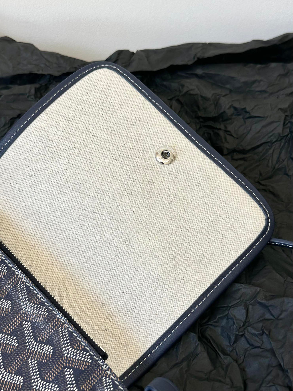 PLUMET POCKET WALLET 20 IN NAVY BLUE GOYARDINE CANVAS AND LAMBSKIN TRIM