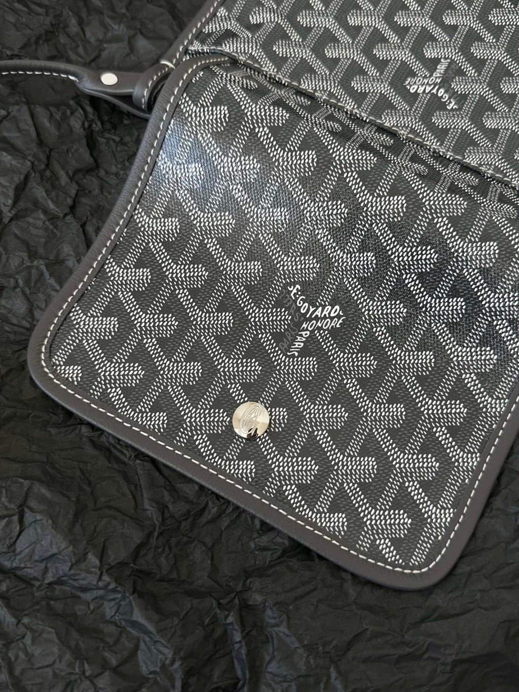 PLUMET POCKET WALLET 20 IN GREY BLACK GOYARDINE CANVAS AND LAMBSKIN TRIM