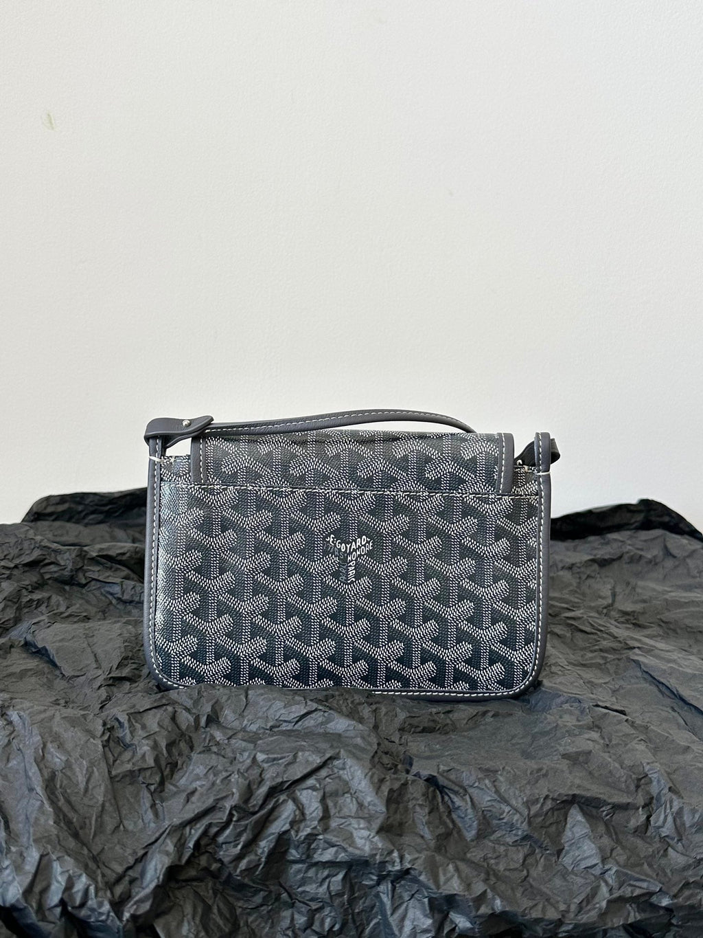 PLUMET POCKET WALLET 20 IN GREY BLACK GOYARDINE CANVAS AND LAMBSKIN TRIM