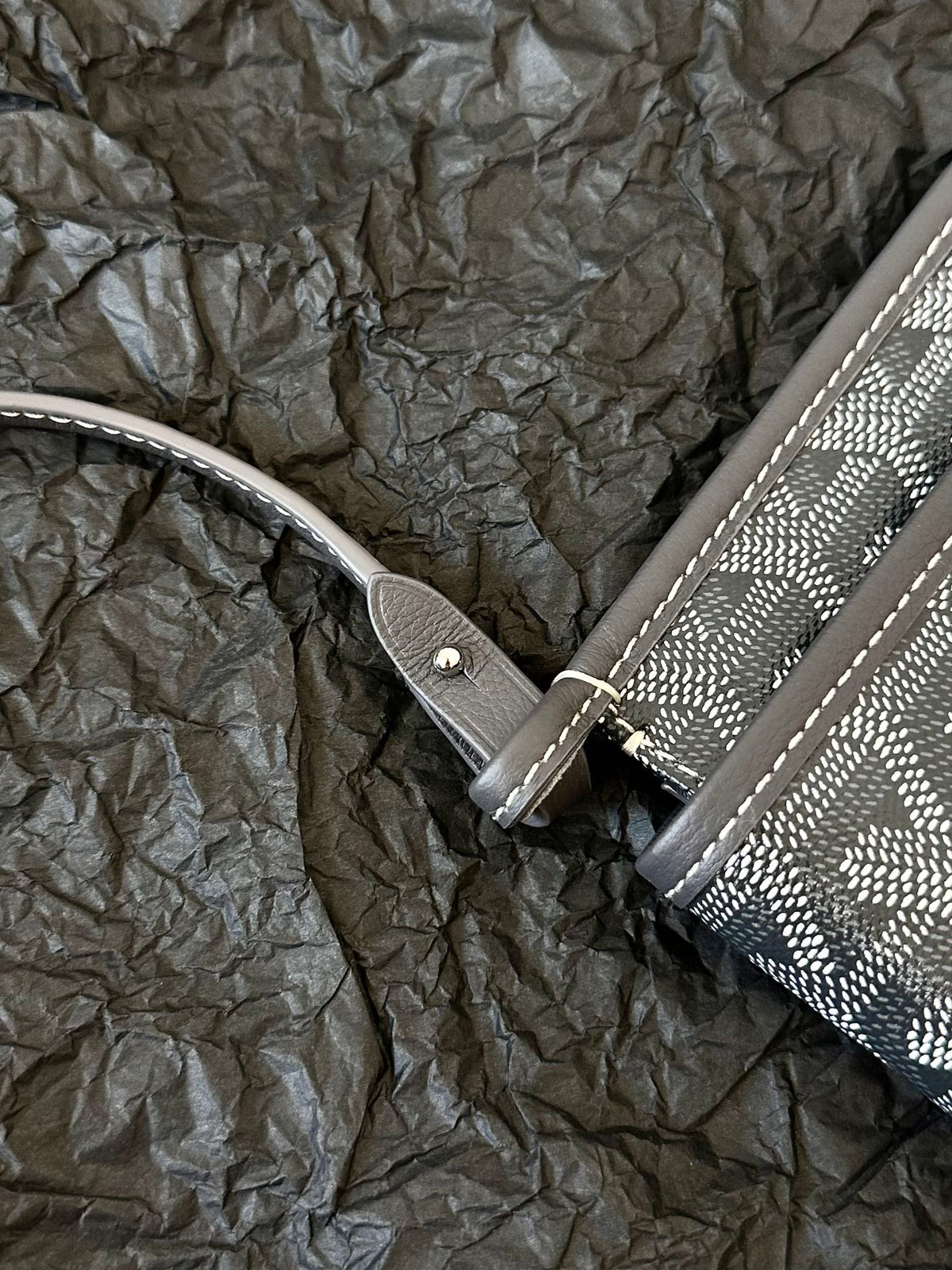 PLUMET POCKET WALLET 20 IN GREY BLACK GOYARDINE CANVAS AND LAMBSKIN TRIM
