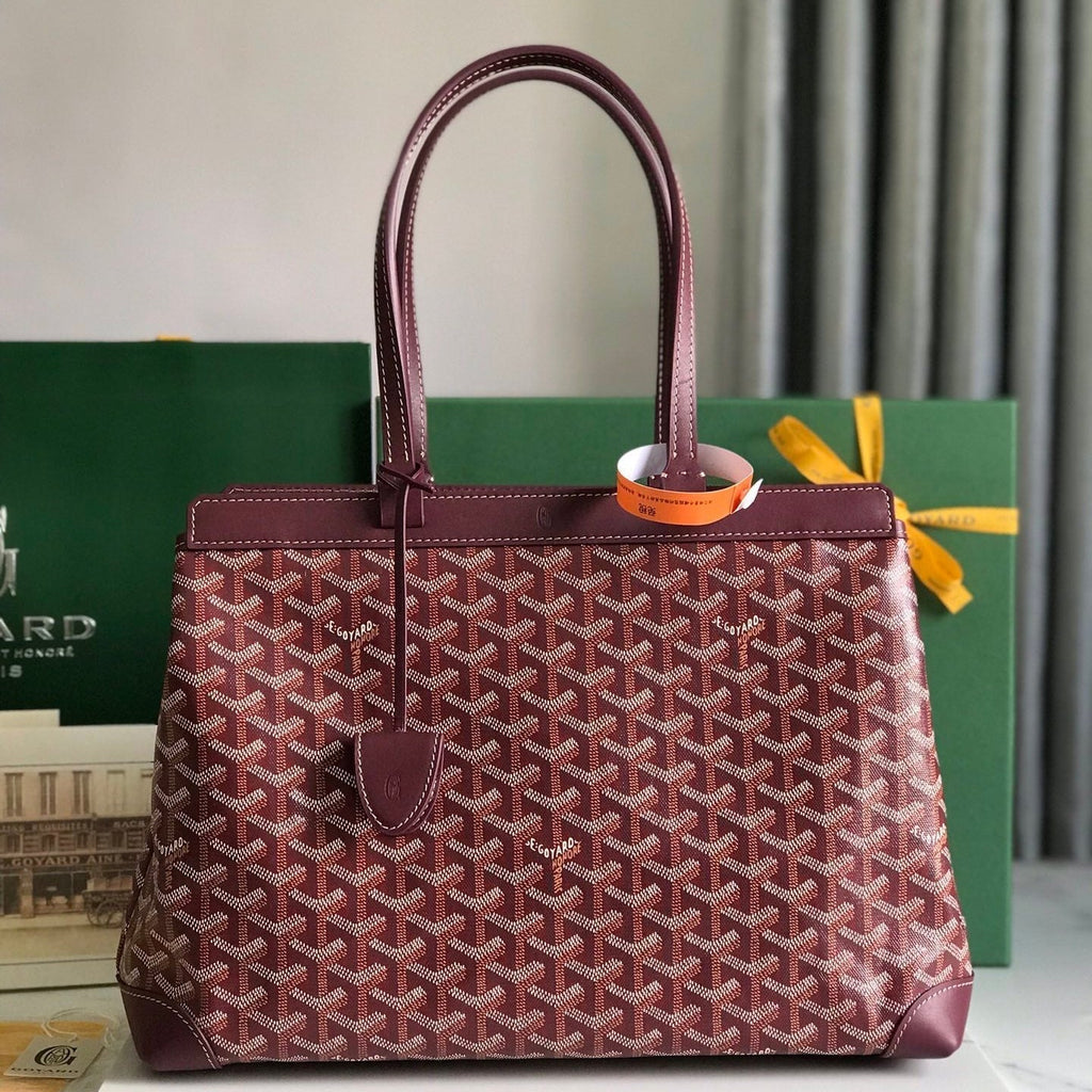 BELLECHASSE BIAUDE PM BAG 36 IN WINE RED GOYARDINE CANVAS AND CALFSKIN TRIM