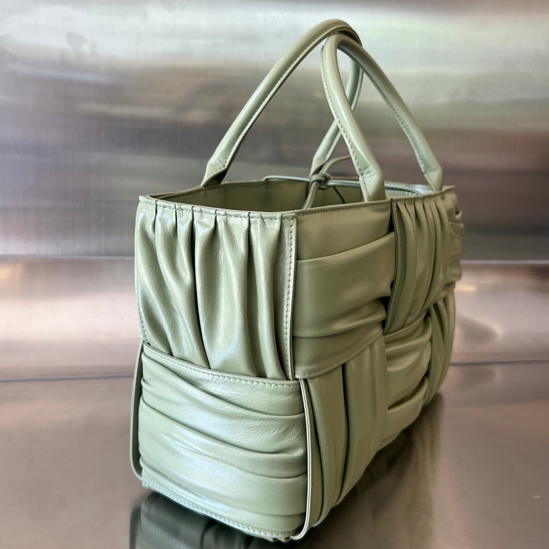 BOTTEGA VENETA SMALL ARCO TOTE 30 IN TRAVERTINE SOFT LAMBSKIN