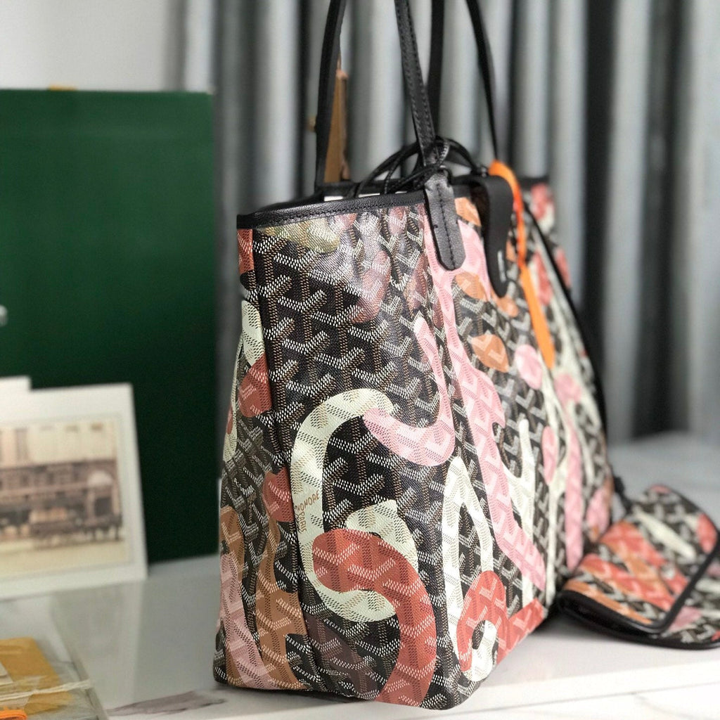 SAINT LOUIS PM BAG 34 IN PINK LETTRES CAMOUFLAGE GOYARDINE CANVAS