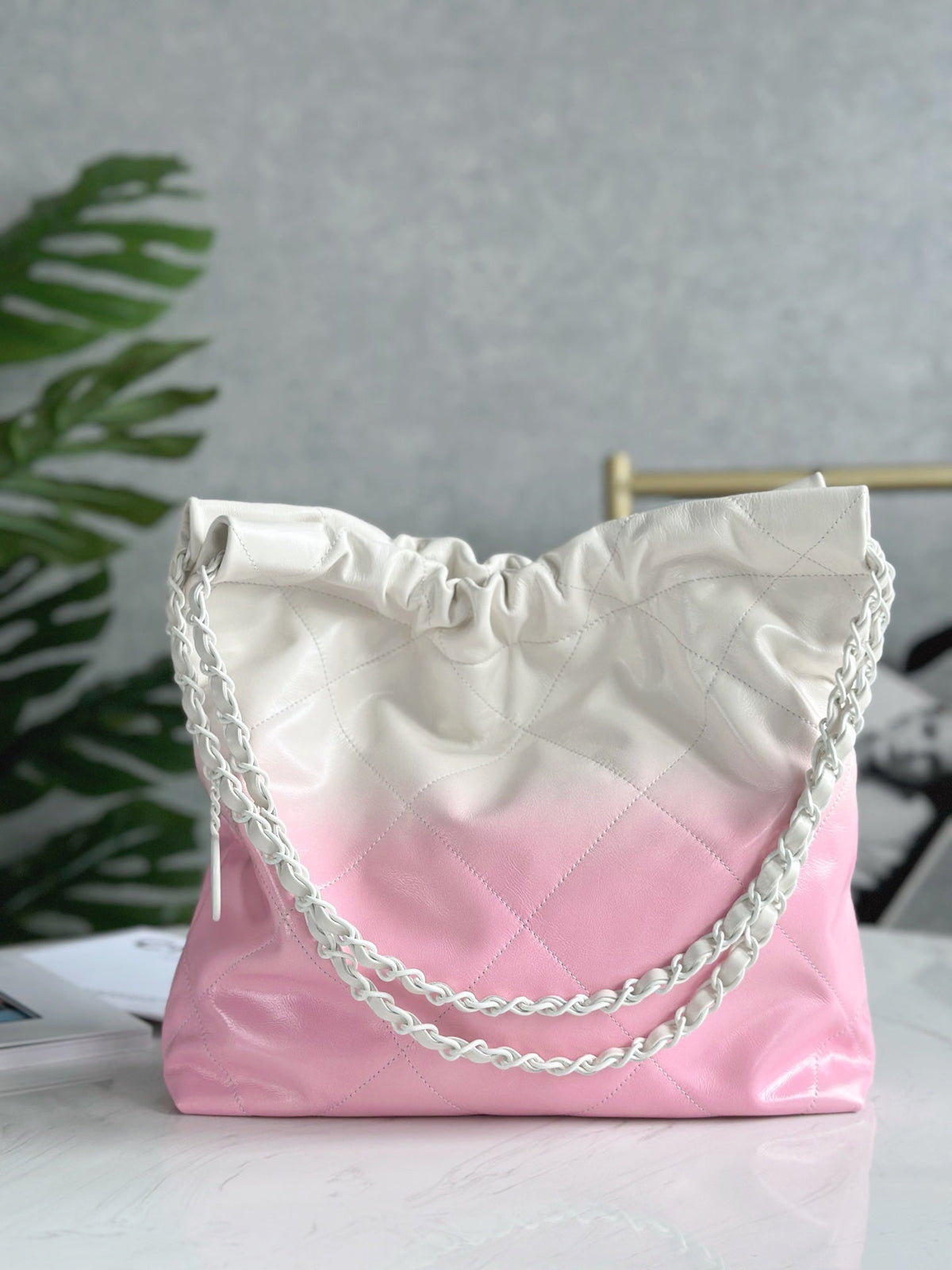 CHANEL 22 BAG 25S 42 CM IN PASTEL PINK MIX WHITE LAMBSKIN WITH WHITE HARDWARE