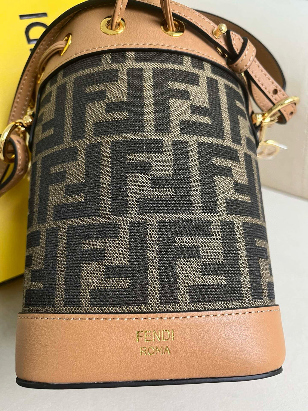 MON TRESOR 18 IN BROWN CALFSKIN