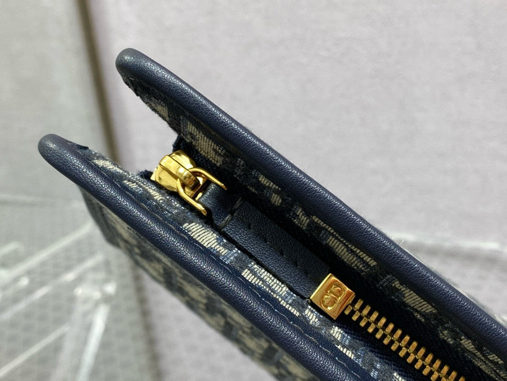 OBLIQUE BOOK TOTE 26 IN DARK BLUE MONOGRAM JACQUARD