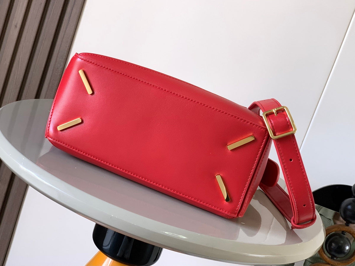 PUZZLE HANDBAG 24 IN RED CALFSKIN