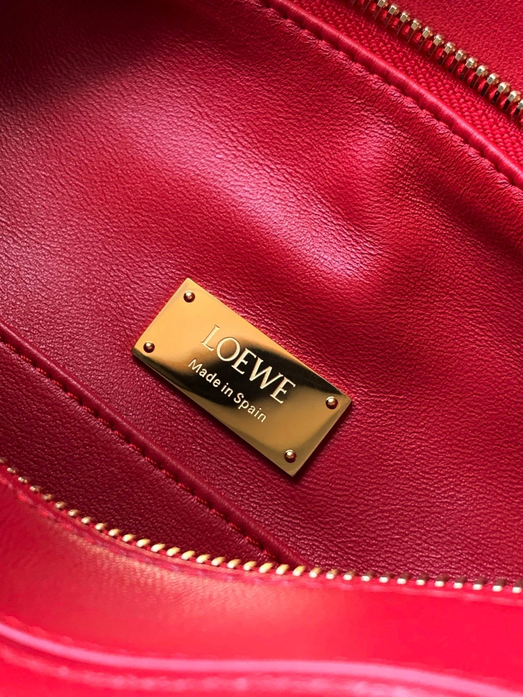 PUZZLE HANDBAG 24 IN RED CALFSKIN