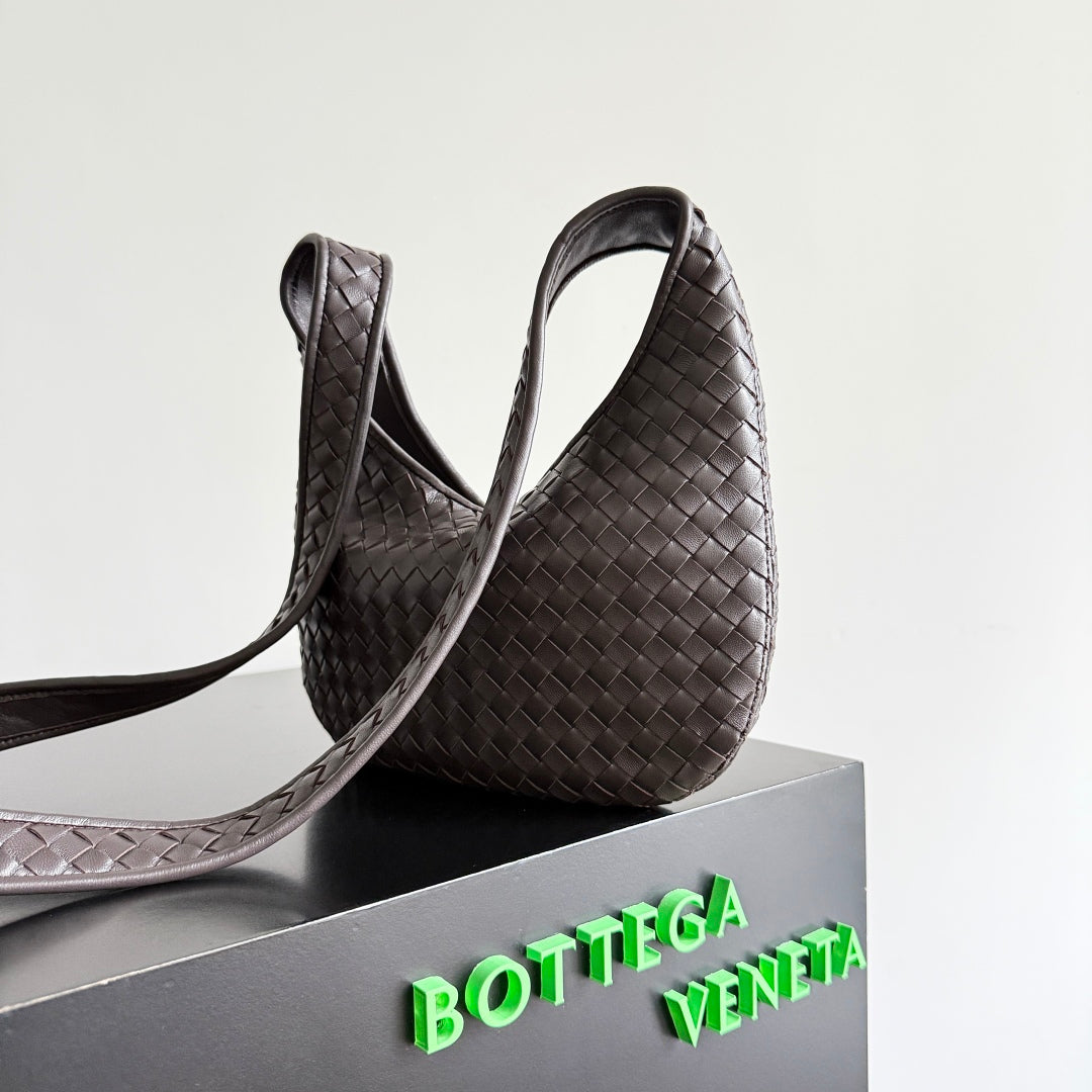 BOTTEGA VENETA 25S VENETO BAG 27 IN DARK BROWN CALFSKIN SILVER HARDWARE