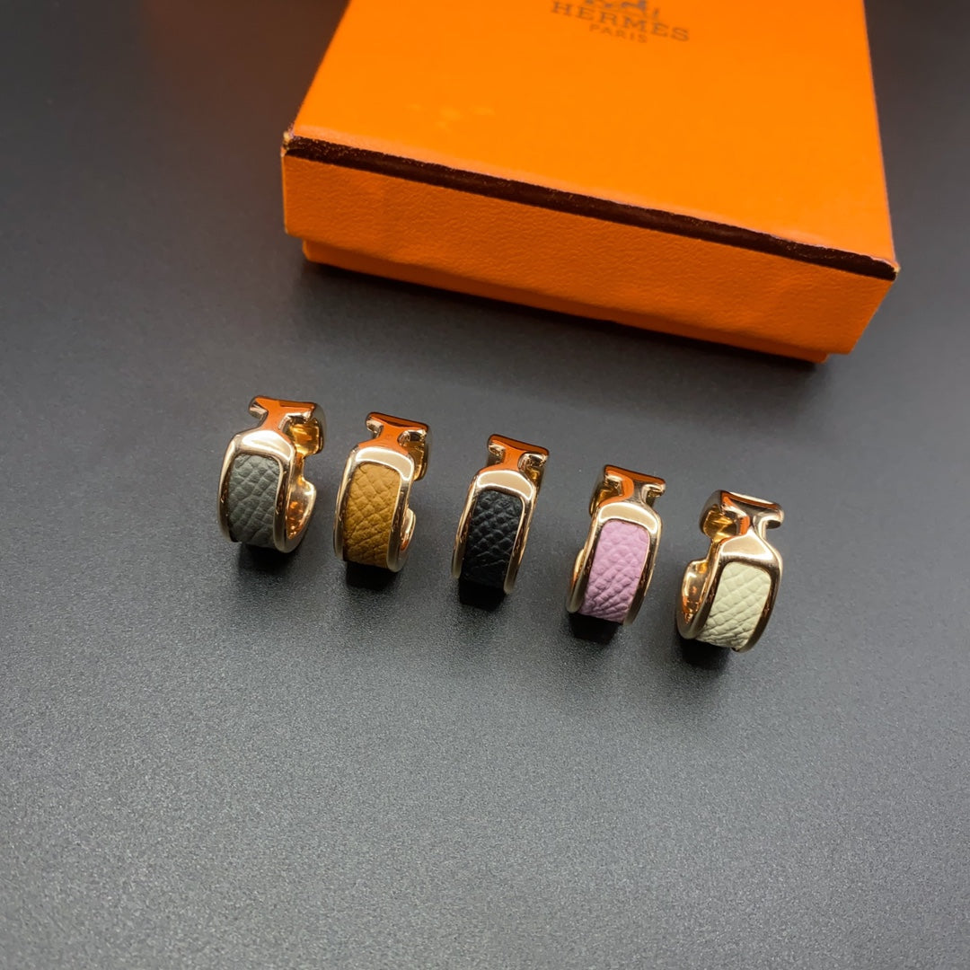 18K Olympe Hermes Ring