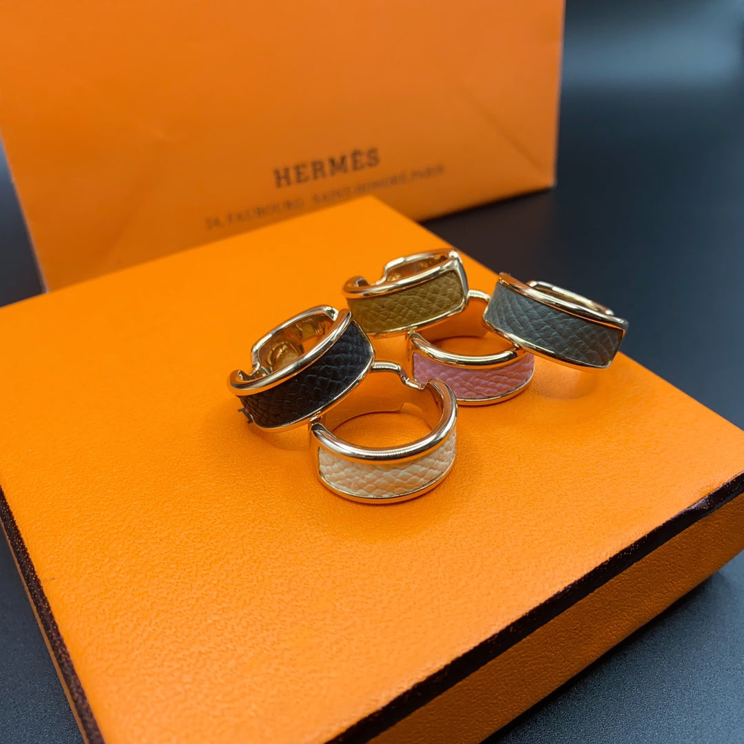 18K Olympe Hermes Ring