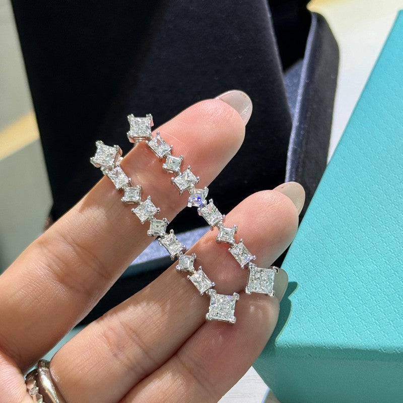 18K Tiffany Diamond Earrings