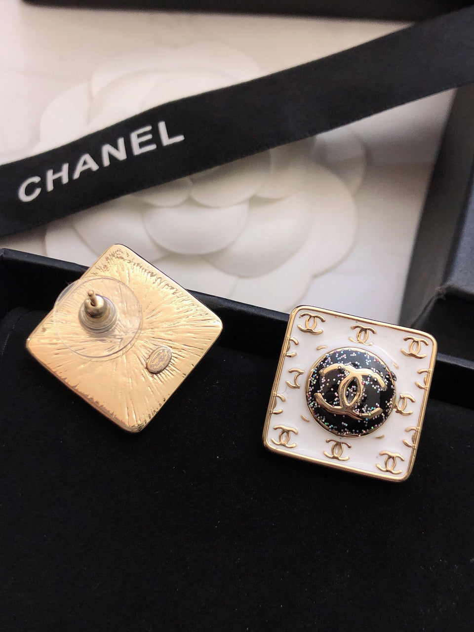 18K Vintage  Chanel Earrings