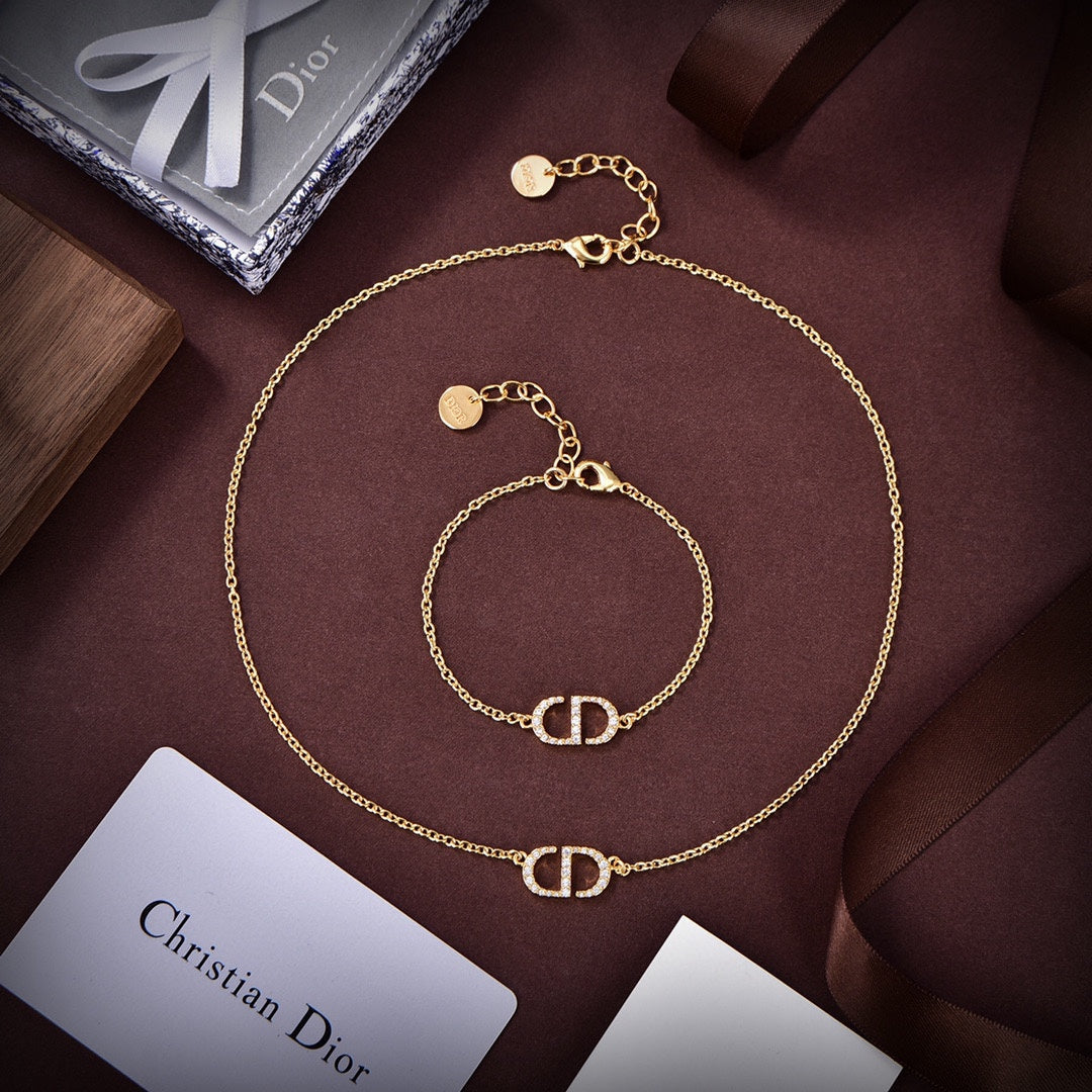 18K Petit Dior Bracelet