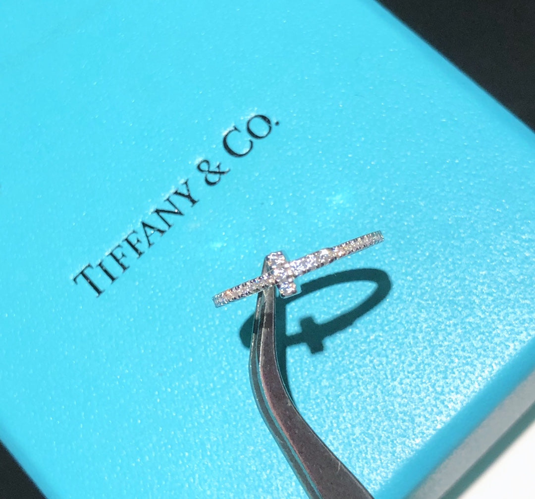 18K Tiffany Diamond Wire  Ring