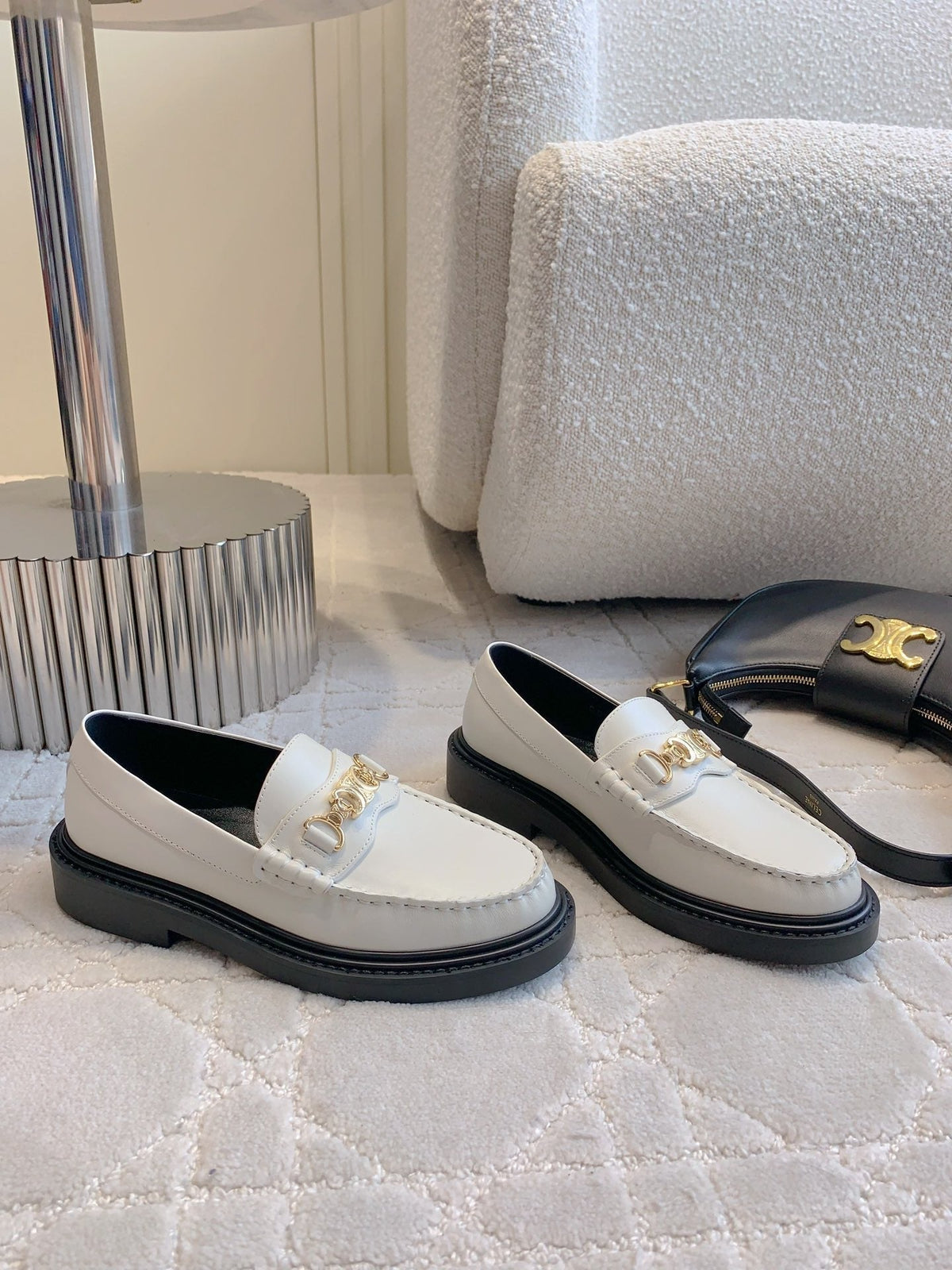 CHANEL 25S ARC DE TRIOMPHE LOAFERS IN WHITE CALFSKIN GOLD HARDWARE