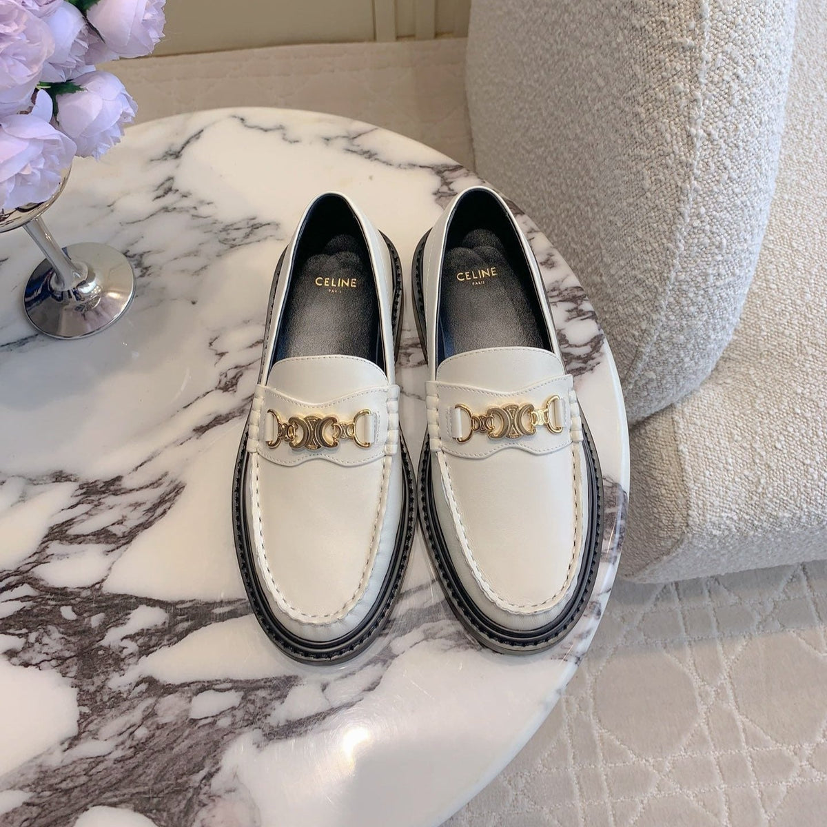 CHANEL 25S ARC DE TRIOMPHE LOAFERS IN WHITE CALFSKIN GOLD HARDWARE