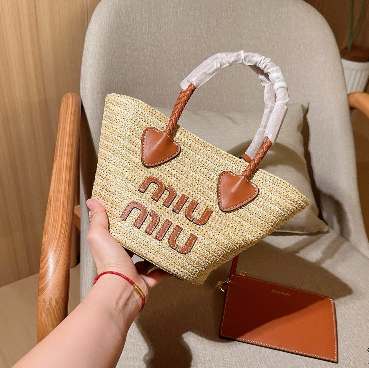 PALMETTO TOTE BAG 18 IN BEIGE WOVEN RAFFIA BROWN CALFSKIN TRIM