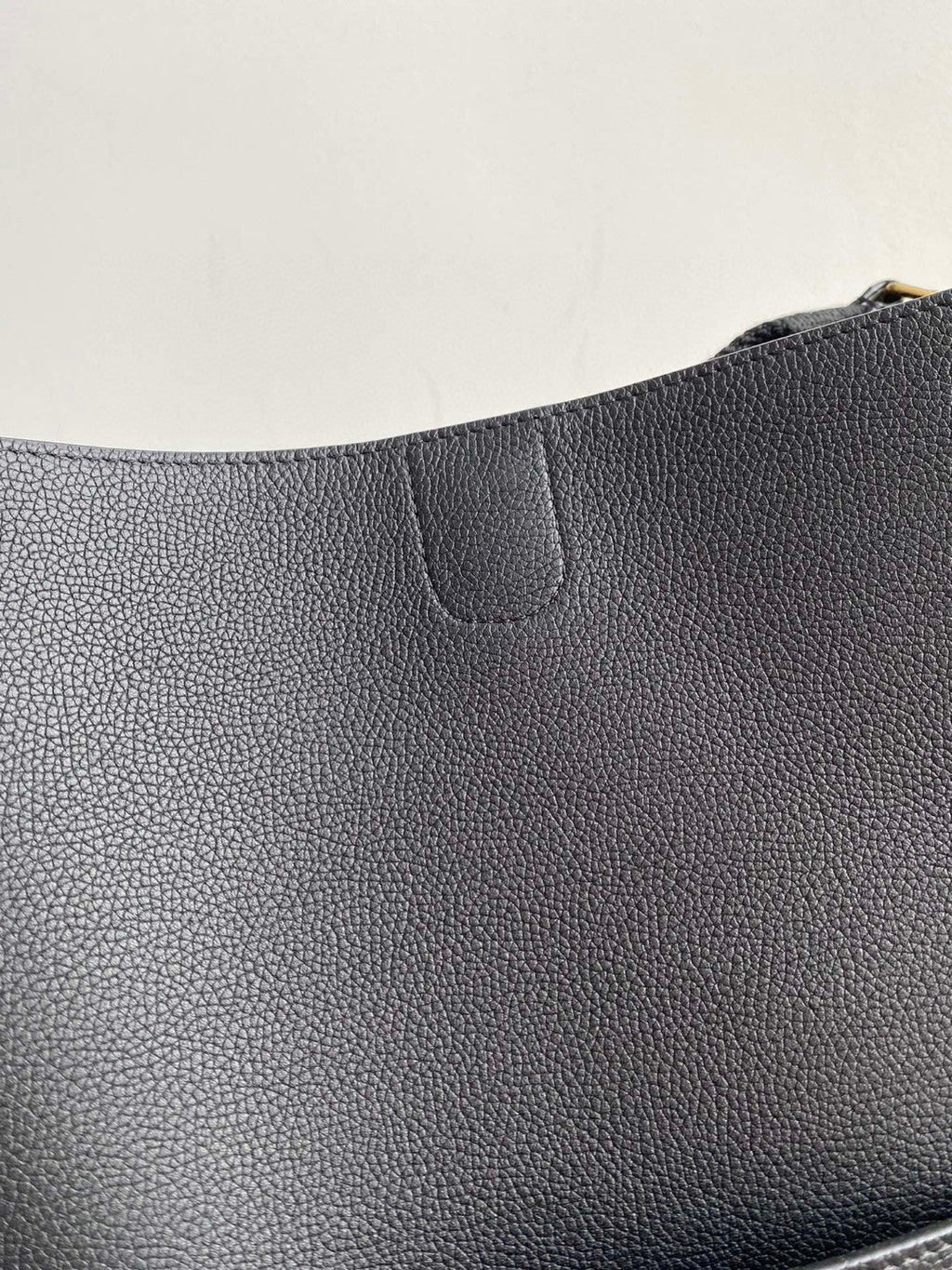 CELINE SANGLE SEAU BUCKET 33 BAG BLACK CALFSKIN
