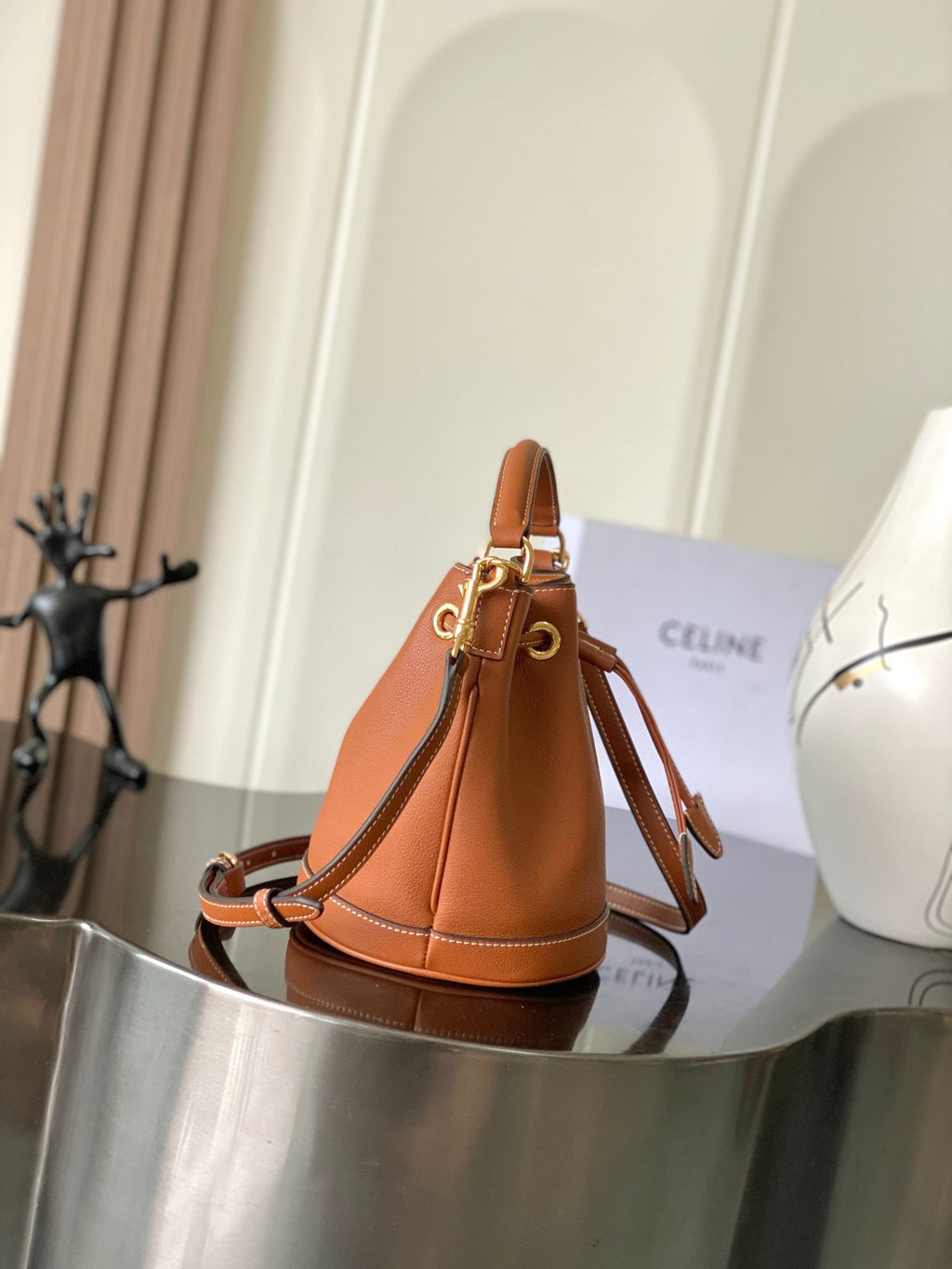 CELINE 25S CLARA BAG 19 IN BURNT ORANGE CALFSKIN GOLD HARDWARE