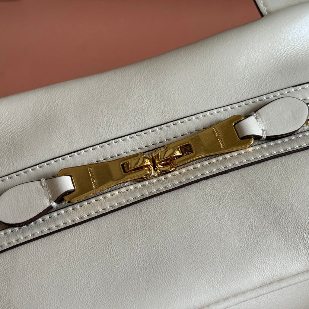 MIUMIU 26S TOP-HANDLE BAG 28 IN WHITE CALFSKIN GOLD HARDWARE