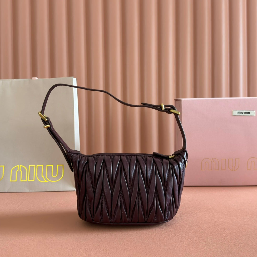 MIUMIU 26S POUCH BAG 15 IN COFFEE BROWN CALFSKIN GOLD HARDWARE