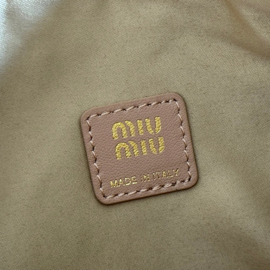 MIUMIU 26S POUCH BAG 15 IN LIGHT PINK CALFSKIN GOLD HARDWARE