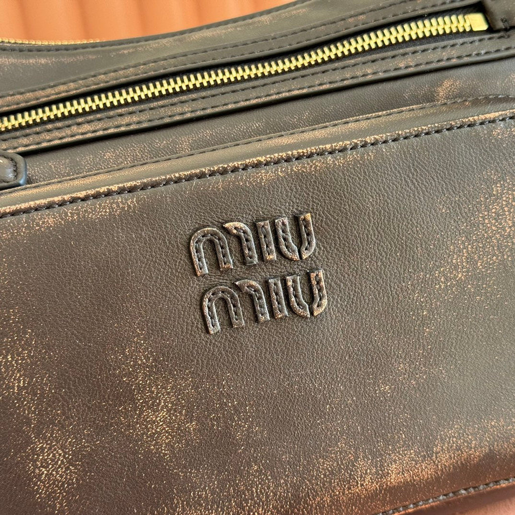 MIUMIU 26S POCKET BAG 38 IN BLACK CALFSKIN GOLD HARDWARE