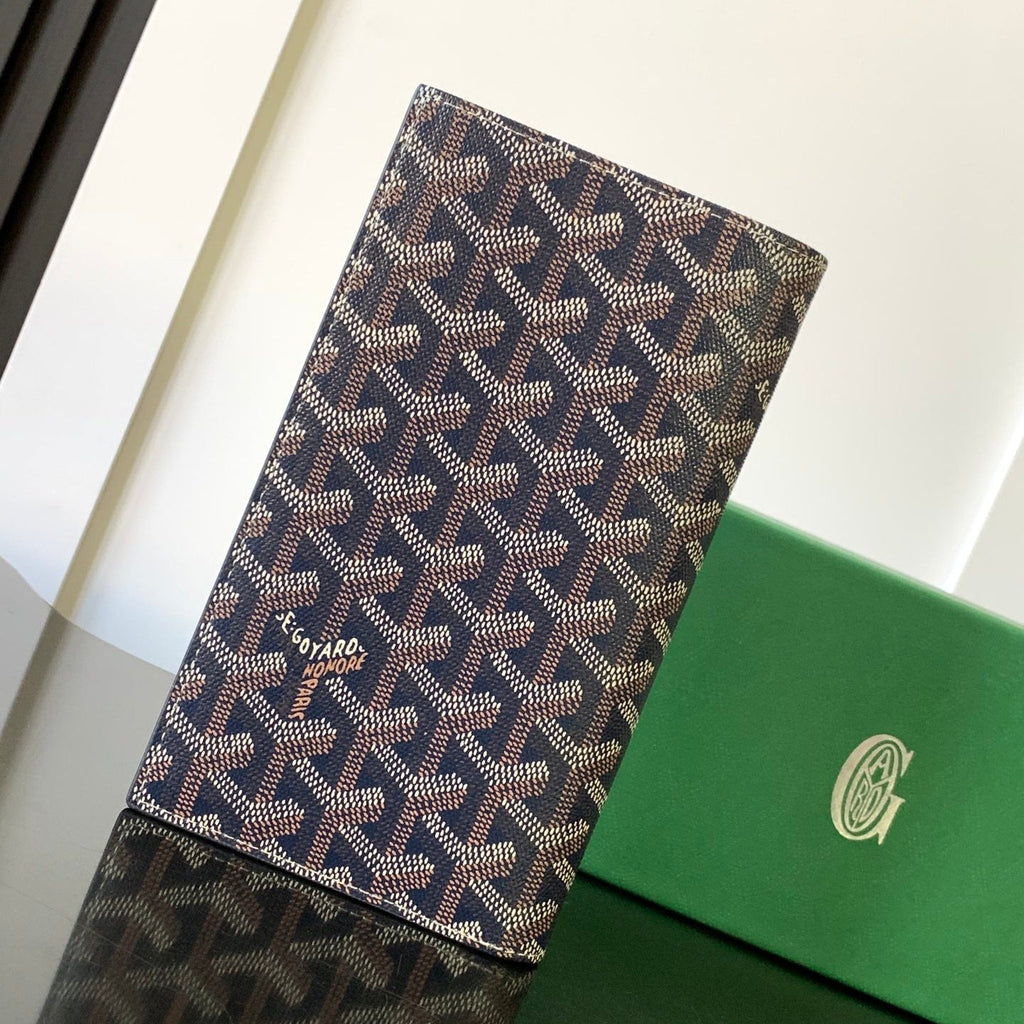 RICHELIEU CHECKBOOK WALLET 19 IN NAVY BLUE GOYARDINE CANVAS AND CALFSKIN