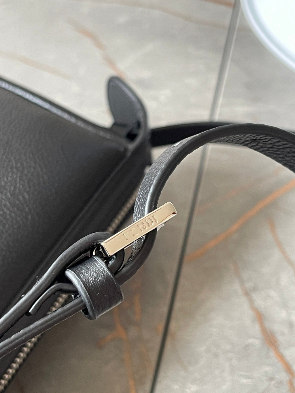 SIMPLY MINI 22 IN BLACK GRAINED CALFSKIN