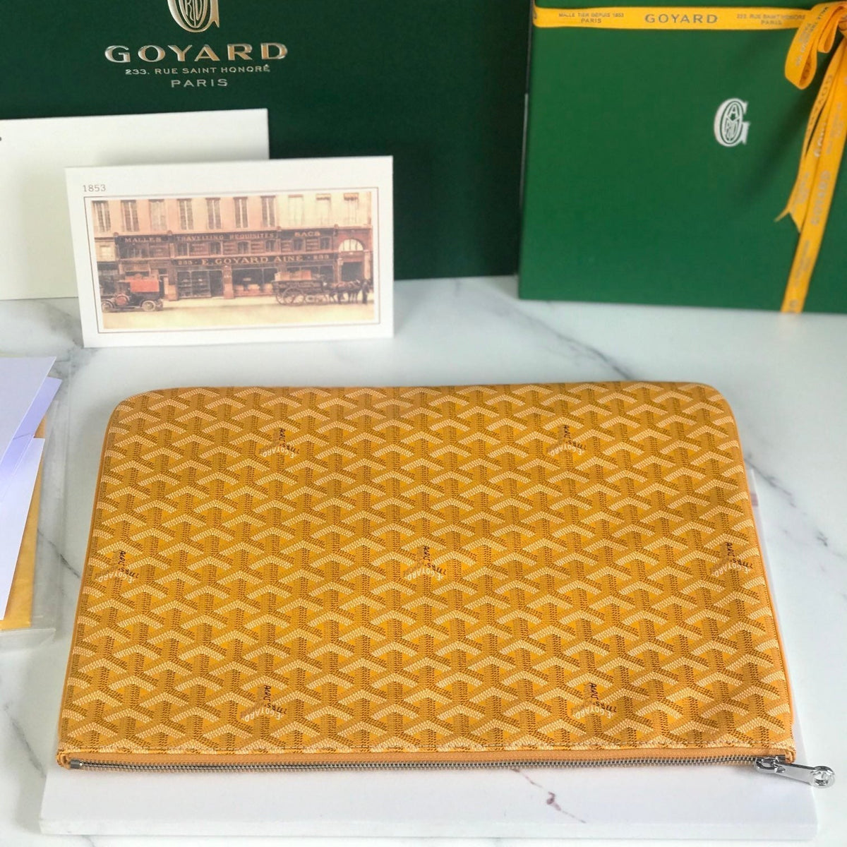 SÉNAT MGM POUCH 40 IN YELLOW GOYARDINE CANVAS