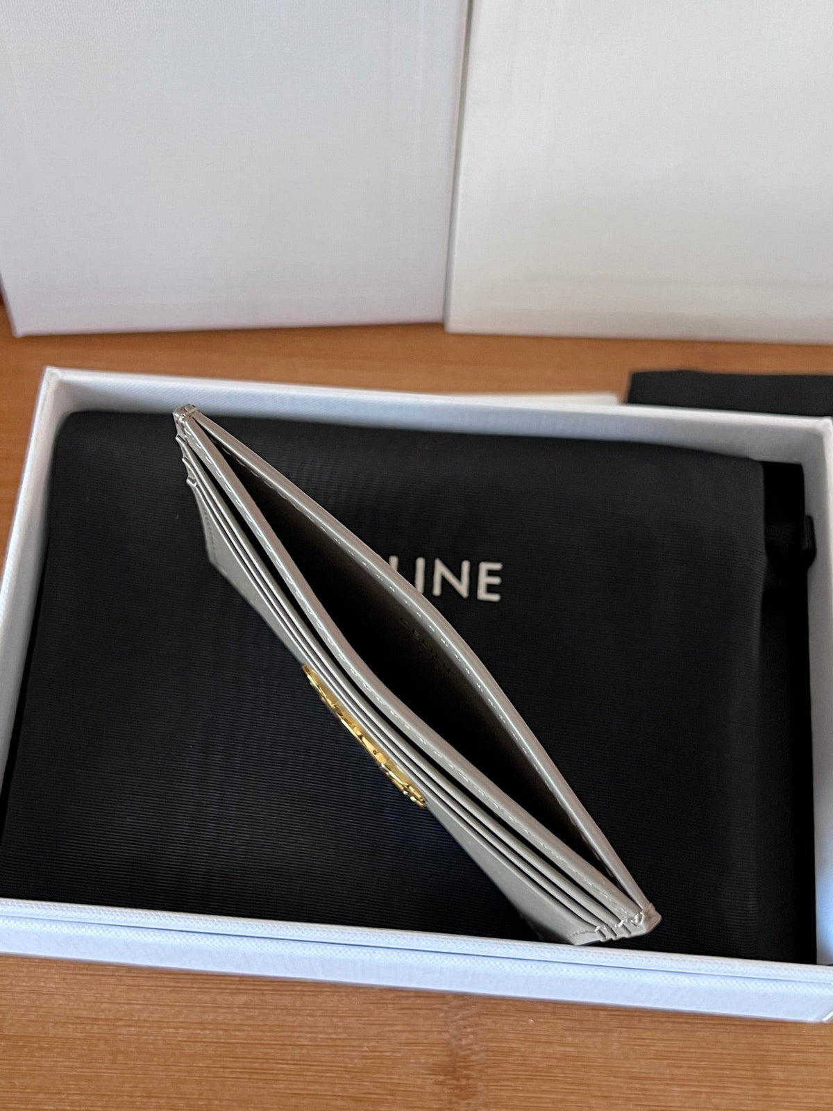 CELINE 25S CARD HOLDER WITH TRIOMPHE LOGO 11 IN GRAY CALFSKIN