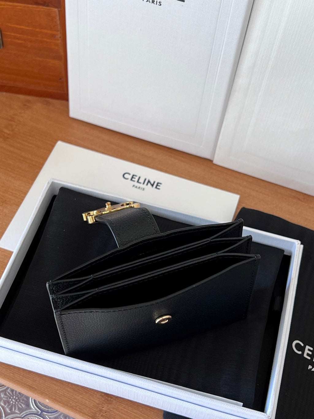 CELINE 25S TRIOMPHE TRIFOLD WALLET 11 IN BLACK CALFSKIN GOLD HARDWARE