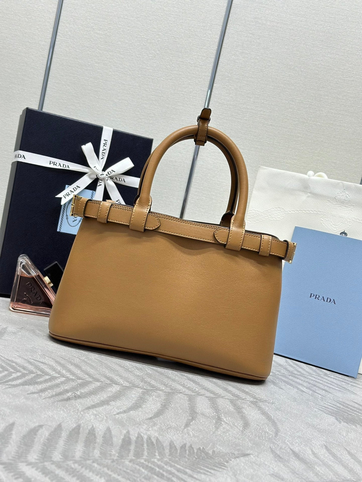 PRADA 25S BUCKLE MEDIUM HANDBAG 28 IN CARAMEL CALFSKIN GOLD HARDWRE