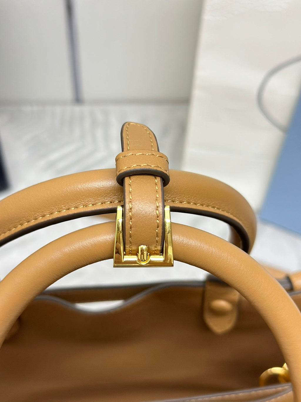 PRADA 25S BUCKLE MEDIUM HANDBAG 28 IN CARAMEL CALFSKIN GOLD HARDWRE