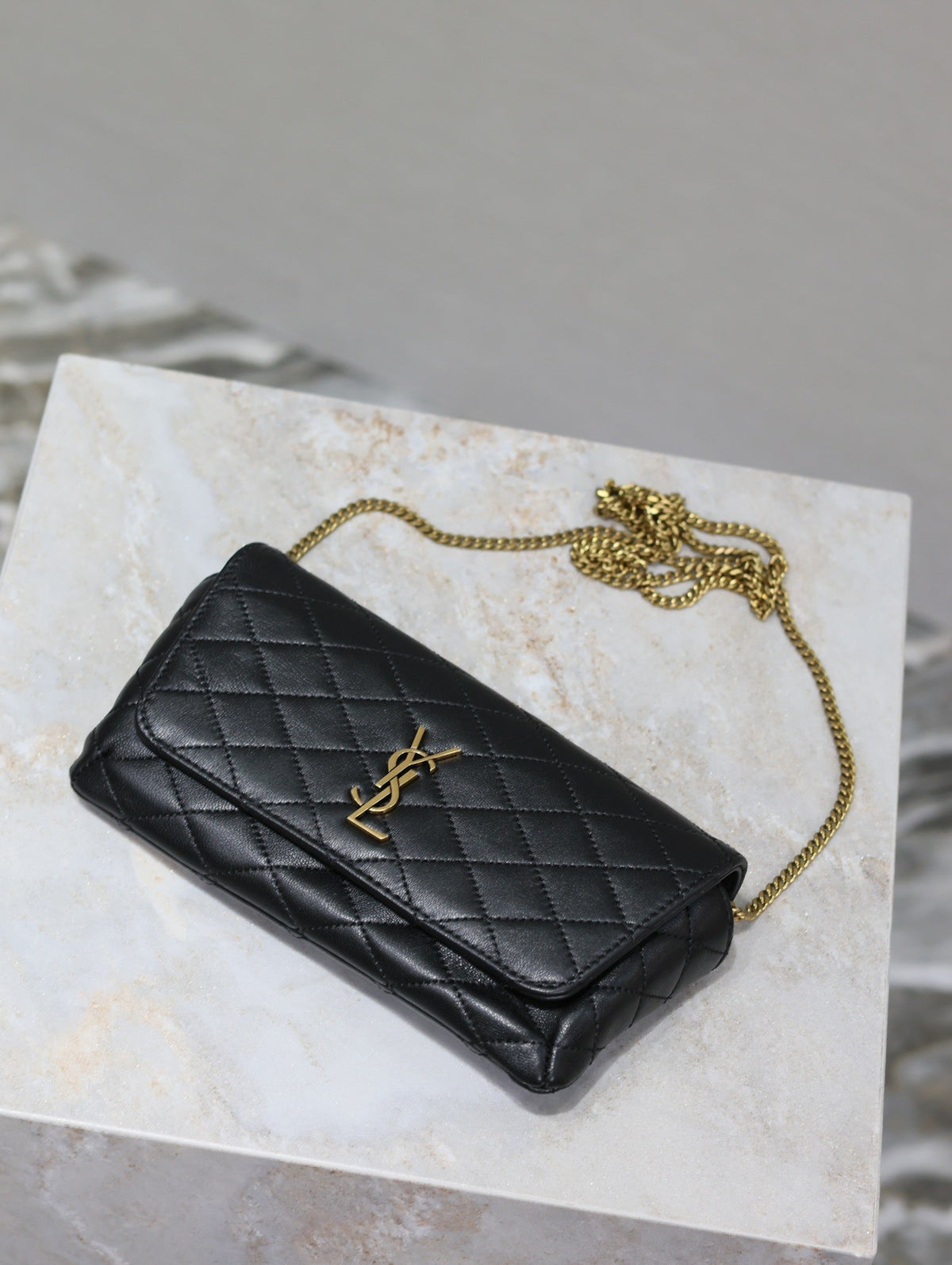 YSL 25S SAINT LAURENT GABY 19 IN BLACK QUILTED CALFSKIN GOLD HARDWRE