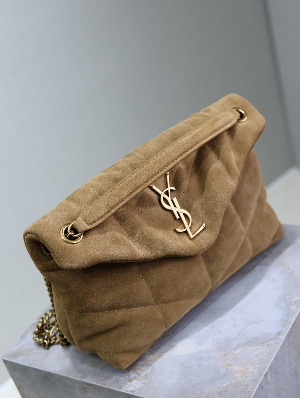 YSL 25S LOULOU PUFFER MM 29 IN TAN BROWN SUEDE GOLD HARDWRE