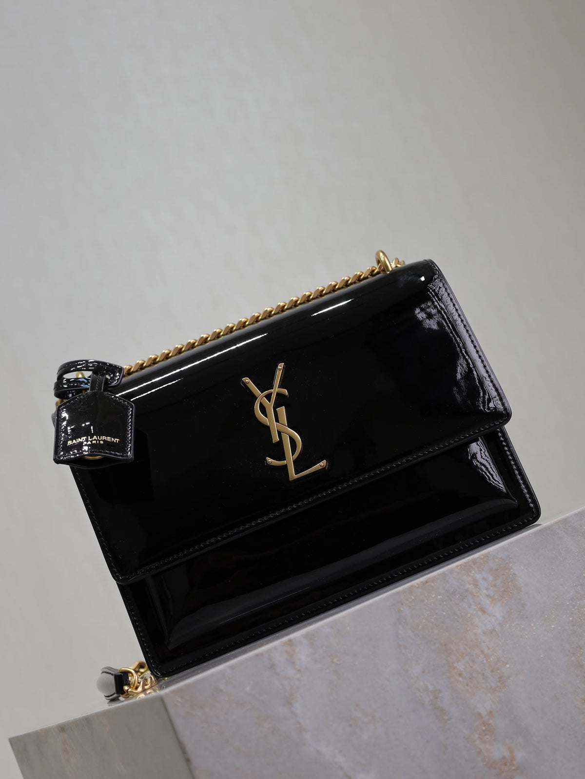 YSL 25S SUNSET MEDIUM 22 IN BLACK SHINY CALFSKIN GOLD HARDWRE