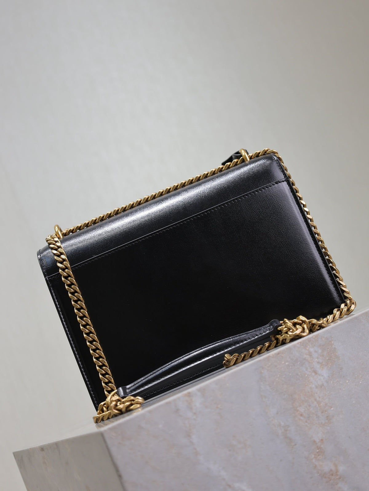 YSL 25S SUNSET BAG 22 IN BLACK CALFSKIN GOLD HARDWARE